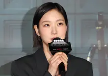 [Photo&] Kim Go-eun 'Moeun' est un personnage dont les émotions sont réprimées… Touchée par les éloges de Jeon Do-yeon