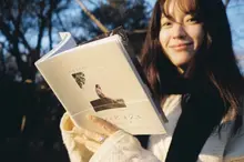 [Ảnh&] 'Cuộc sống của ngôi sao' Han Hyo-joo “Một, hai, ba một! 1、2、3ハナ！ Mong rằng sự ấm áp đến với mọi người, 皆んなに暖かさが届きますように”