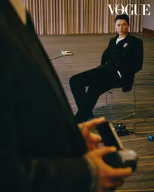 「時代を飲み込んだビジュアル」『メイド・イン・コリア』7人、圧倒的オーラのヴォーグのフォト公開