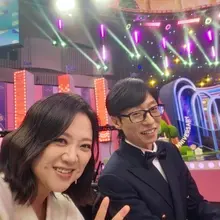 [フォト&] キム・スク「ウジェとカップルルック」... ユ・ジェソク・チュヤン・キム・ヨンギョン「黄金の人脈」を誇示