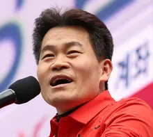 전한길 강사, 〈폭싹 속았수다〉 출연했지만 통편집…넷플릭스 