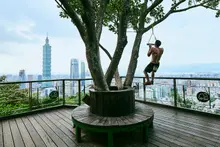 超高層の素手登攀を見守ることができる...アレックス・ホノルドの台北101素手登攀、Netflixで生中継