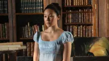 「原以為是女僕」...《布里奇頓》索菲·白，隱藏在「監護人」背後的出生秘密