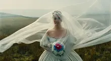 マーゴ・ロビーとジェイコブ・エロディの狂った愛... 映画『嵐の丘』の観賞ポイント3