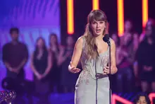Taylor Swift Dominates with 7 Wins at the iHeartRadio Music Awards, Breaking the Most Wins Record of All Time