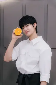 [Exclusive Interview] This Time, It’s a K-Dessert Variety Show! A Meet-Up with the Five Muses of “Bite Me Sweet” ③ Seong Seung-ha