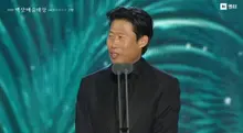 [The 62nd Baeksang Arts Awards: Shining Moments] Yoo Hae-jin & Ryu Seung-ryong Earn Top Honors…A Friendship of 30 Years Shines