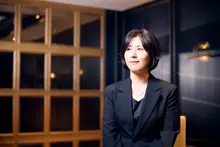 [Interview] “There’s No ‘Gentle Melody’ in Our Desires” ‘Trainer’ Director Seo Eun-seon ②