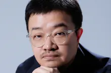 【專訪】延相昊談《群體》：徐永哲是煽動者，也是群體的錯誤，想拍出只靠普遍思維凝聚的社會有多可怕