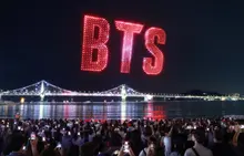 BTS釜山演出延遲1小時事件…HYBE致歉後新歌奪冠衝擊第一