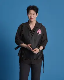 [Entrevista] Pyo Ji-hoon, de 〈Cham Gyoyuk〉, ①: «No soy como Bong Geun-dae; si veo a alumnos fumando, se lo digo en el acto»