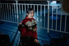 ¡La ex agente legendaria de “OK! MADAM 2”, Uhm Jung-hwa, lo domina de la comedia al difícil action!