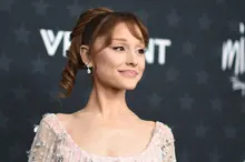 アリアナ・グランデ、8作目カムバックから数日で活動停止　「見た目の悪質な書き込み」余波