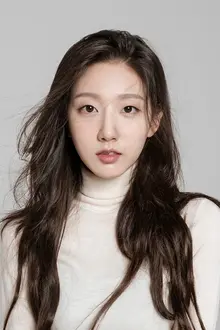 Jeong Ye-in trở thành gương mặt mới của 'Trung tâm chấn thương nặng' sau khi Ha-young rời vai, được chọn đóng chính mùa 2 và 3