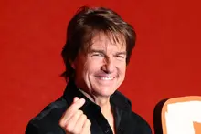 [Photos] Tom Cruise visits Korea for 13th time, makes startling transformation into a potbellied, bald old geezer — speaks candidly about Best Actor Oscar at press conference