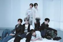 JYP 킥플립, 이안 디올과 손잡다…'킥 오프 더 월'로 6일 컴백