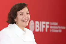[Au Festival international du film de Busan] Maggie Gyllenhaal et l’impact de « Flesh Impact » : la vérité de Monroe, réveillée après 100 ans — « Le cinéma de femmes s’écrit dans une nouvelle langue »