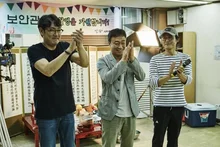 이성민, 조진웅, 김성균 신작 <보안관> 고사 현장을 가다