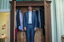 영화 속 시간여행을 가능하게 해주는 각양각색 통로들