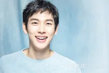 [5월 둘째주 충무로통신] 입대 앞둔 임시완, 칸 레드카펫 밟을까