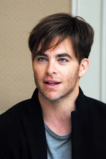 할리우드의 하정우? '먹방 귀재' 크리스 파인에 관한 A to Z