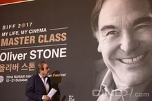 부산영화제 마스터 클래스, 올리버 스톤 감독이 말한 삶과 영화