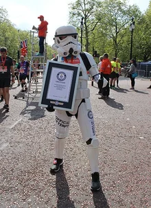 '억' 소리 난다! <스타워즈> 시리즈의 깜짝 놀랄 기록들