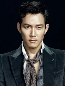 나이 들수록 더 잘생겨지는 배우 이정재