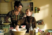 <토스트>, 요리 꽝손(!)인 엄마와의 추억이 담긴 미트파이