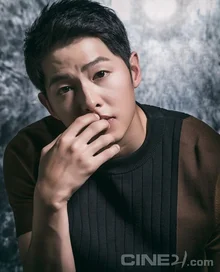 [6월 셋째주 충무로통신] 송중기, 영화 <번개호> 출연하나