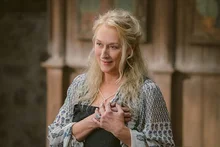 여름 청량제 <맘마미아!>가 돌아왔다