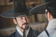 명당을 둘러싼 치열한 암투, <명당> 시사 첫 반응