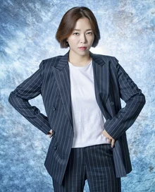 <SNL>에서 홍준표 전 대표 연기했던 정이랑, <미성년>에서도 빵 터지는 이유는?