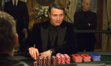 미중년의 정석, 매즈 미켈슨의 다양한 모습들