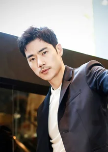 [5월 둘째주 충무로통신] 스릴러영화 <내일의 기억>(가제), 김강우·서예지 부부 호흡