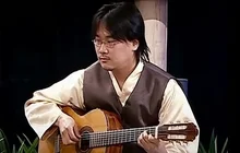 기타 치는 봉준호? <기생충> 봉준호 감독에 대한 소소한 사실들