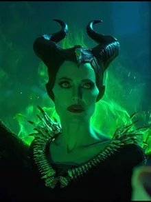 주인공보다 존재감 강했던 디즈니 빌런 실사 캐릭터 모음.zip