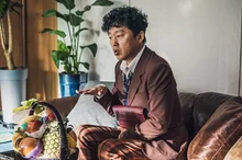 올해도 소처럼 열일! 2019 영화·드라마 속 김희원의 모습들