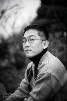 <윤희에게> 임대형 감독은 왜 오타루에서 김희애에게 코트를 입게 했을까