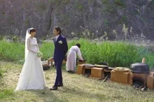 007 결혼 작전? 깜짝 결혼 발표한 스타들