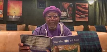 사회적 거리 두기 안 하는 사람 저격한 사무엘 L. 잭슨! “Stay the fu*k at home”