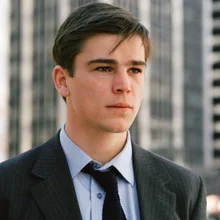 뭐하고 사세요? 소식 없는 2000년대 할리우드 인기 배우들 근황