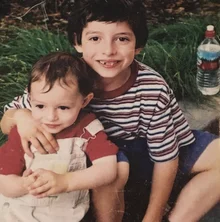 이 아이는 커서 1회당 3억 이상 출연료 받는 할리우드 대스타가 됩니다