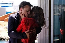 <트랜짓>의 유연한 아름다움은 어디서 기인하는가