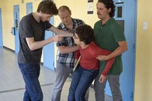 <소년 아메드>의 마지막 장면은 무엇을 의미하는가. 핸드헬드, 핸드홀드