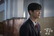 <어쩌다 발견한 하루>, 순순히 어두운 밤을 받아들이지 마세요