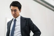 캐릭터 소화력 까스활명수 수준! 작품 속 조우진의 다양한 얼굴들