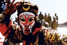 요리스 이벤스의 영화는 어떻게 회고의 대상이기를 거절하는가