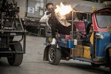 이열치열?! 후덥지근 지수 높여줄 해외에서 로케이션 한국 영화 5편