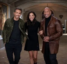 다음은 뭘까, 세상에서 제일 바쁜 거 같은 드웨인 존슨의 차기작 7편